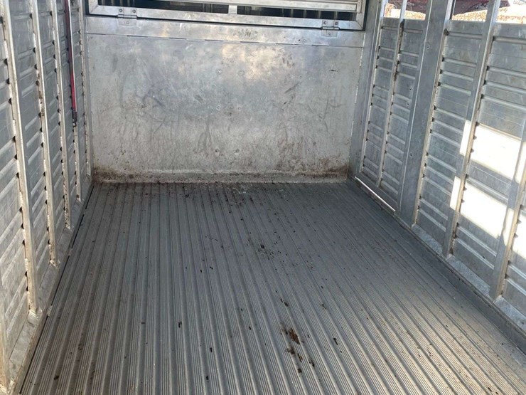 2003-20'x7'-feather-lite-aluminum-livestock-trailer-image-21