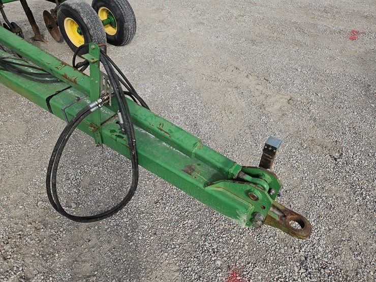 2005-john-deere-2100-image-2