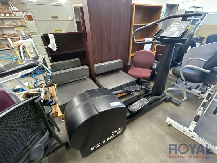 true-750e-elliptical-image-2
