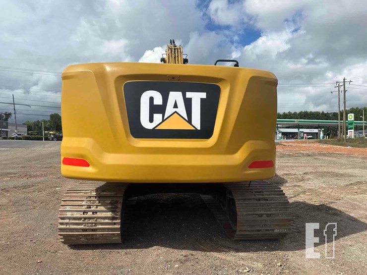 2019-caterpillar-320-image-36