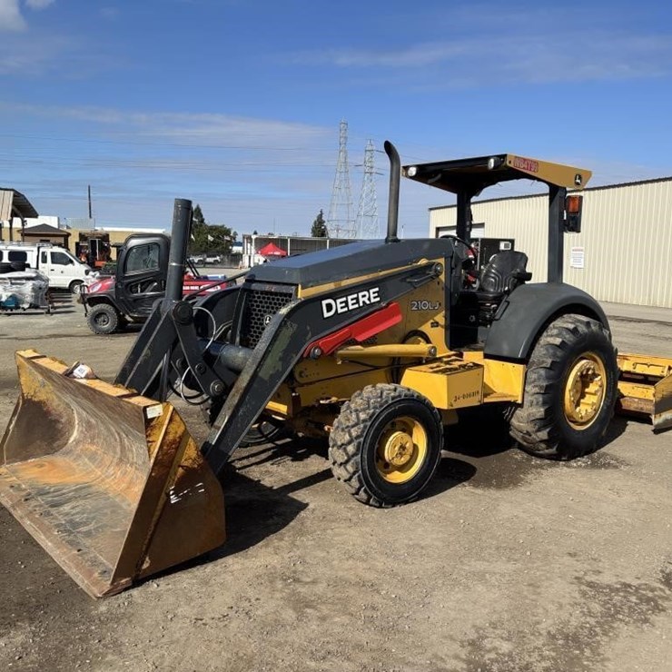 2012 DEERE 210LJ