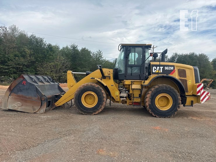 2020-caterpillar-962m-image-7