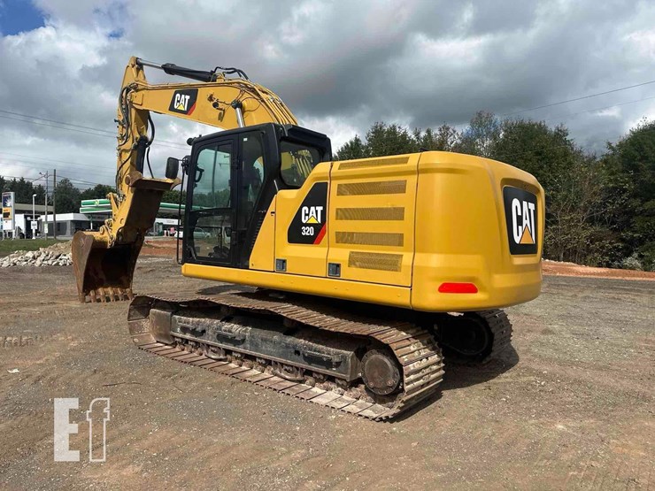 2019-caterpillar-320-image-35