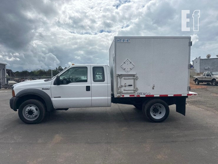 2005-ford-f450-xl-image-3