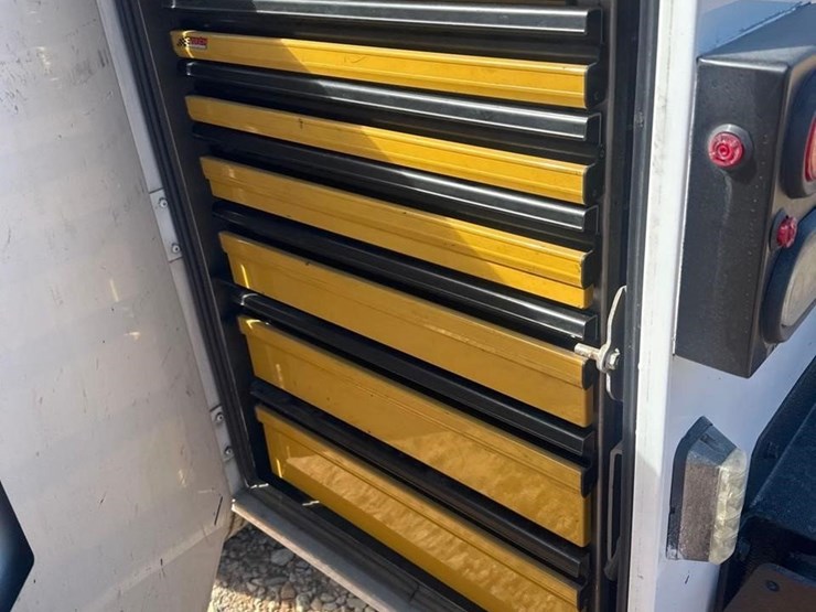 2018-ford-f350-sd-xl-image-9