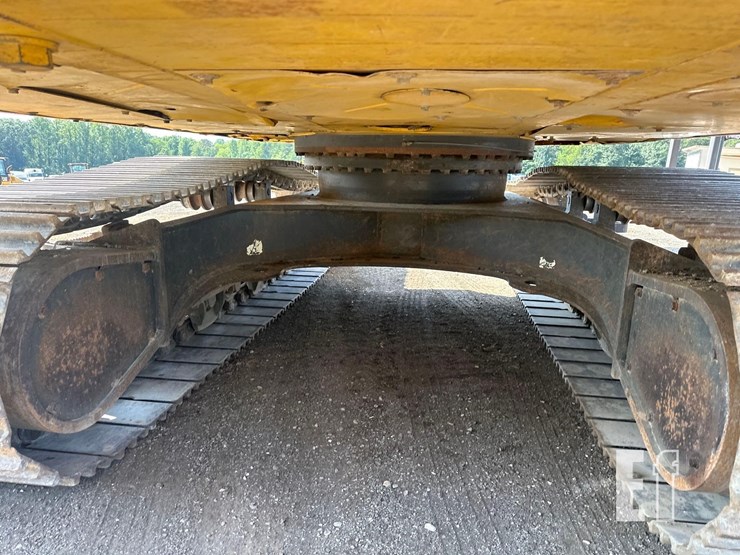 2020-komatsu-pc360-lc-11-image-10