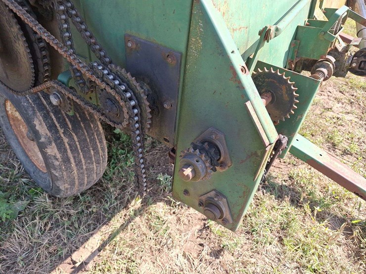 badger-tandem-axle-silage-wagon-image-35