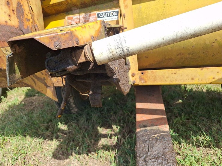 papec-tandem-axle-silage-wagon-image-35