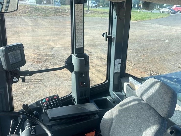 2017-deere-624kii-image-27