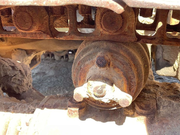 caterpillar-rd6-image-25