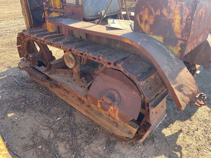 caterpillar-twenty-image-29