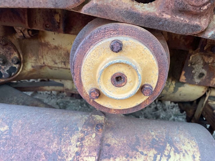 caterpillar-d4-image-19