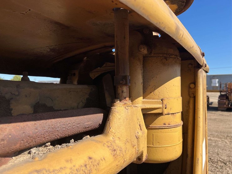 caterpillar-d6-image-53