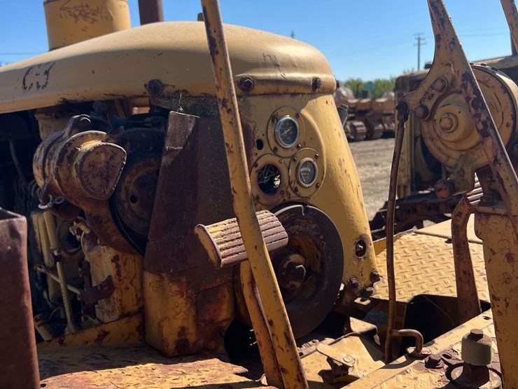 caterpillar-d6-image-10