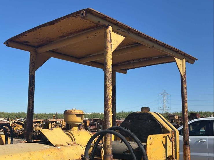 caterpillar-d4-image-56