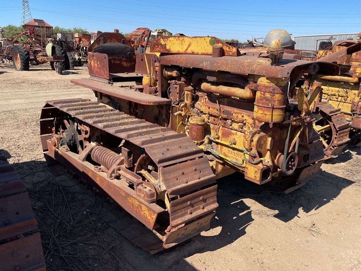 caterpillar-d4-image-1
