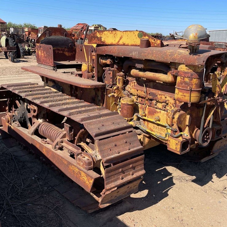 CATERPILLAR D4
