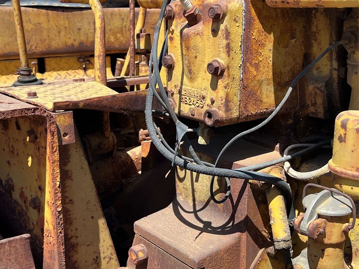 caterpillar-d6-image-120