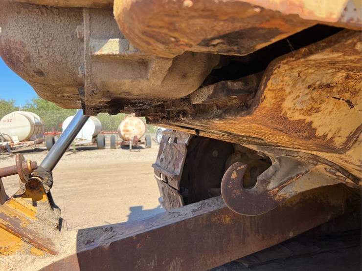caterpillar-d9g-image-93