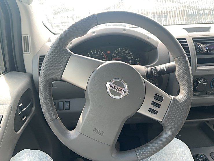 2006-nissan-frontier-image-9
