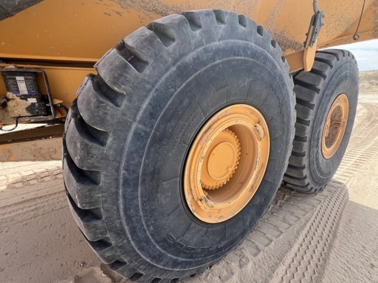 2020-volvo-a60h-image-18