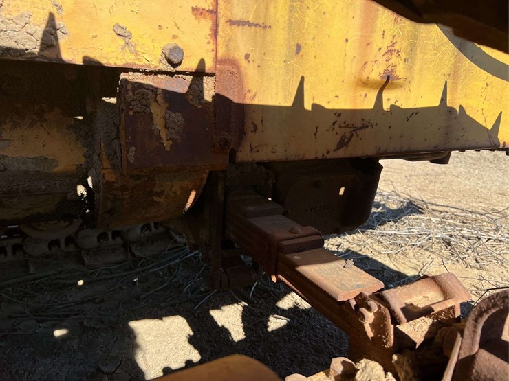 caterpillar-d4-image-98