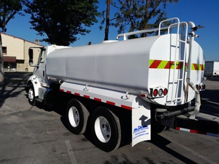 lot#---2015-international-rf027-water-truck-**buy-now*-image-3