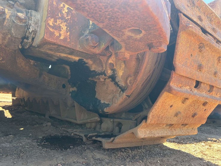 caterpillar-d8-image-108