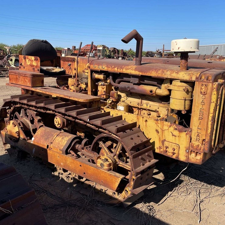 CATERPILLAR D4