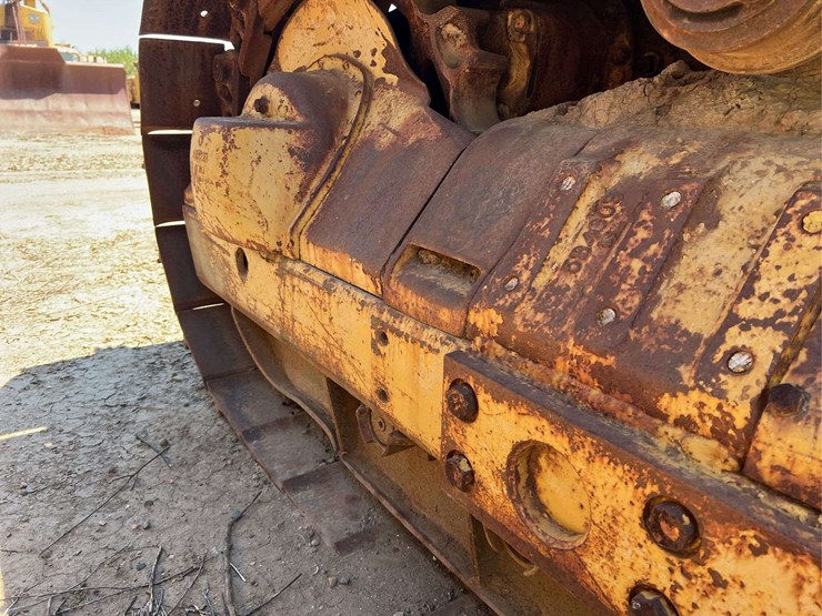 caterpillar-d8-image-81