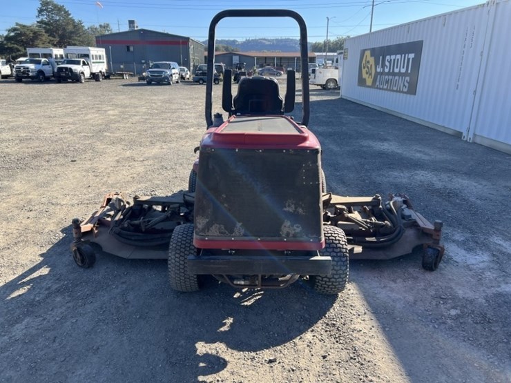 2009-toro-groundsmaster-4000d-image-5