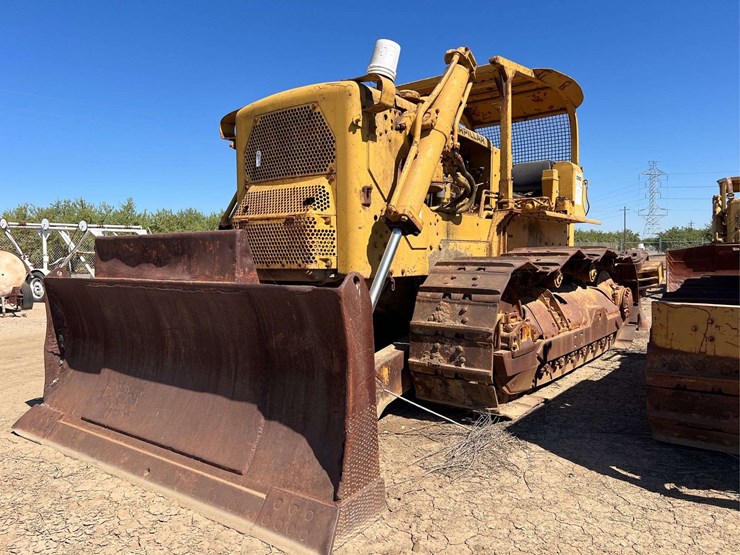 caterpillar-d9g-image-1