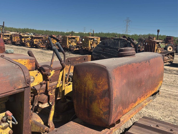 caterpillar-d4-image-46