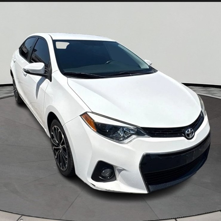 LOT#-305- 2015 TOYOTA COROLLA    **OFFSITE** BUY NOW
