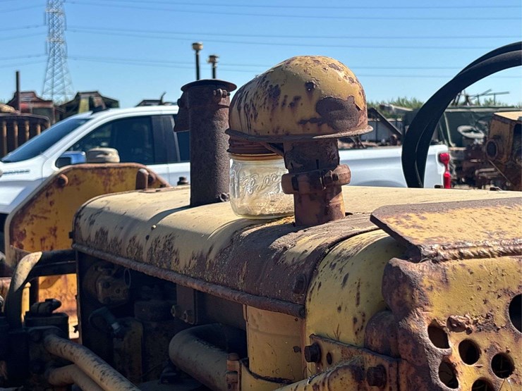 caterpillar-d2-image-15