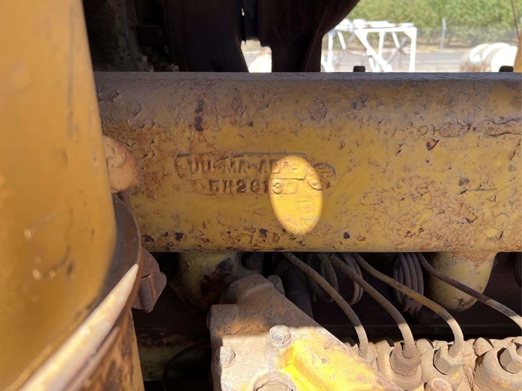 caterpillar-d9g-image-49