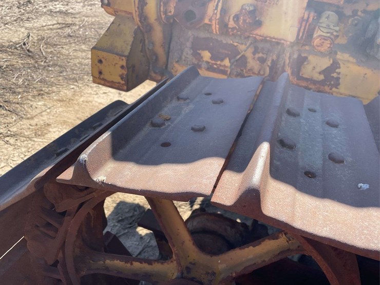 caterpillar-d4-image-34
