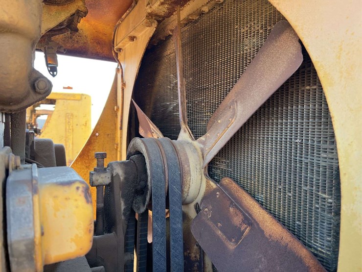 caterpillar-d8-image-41
