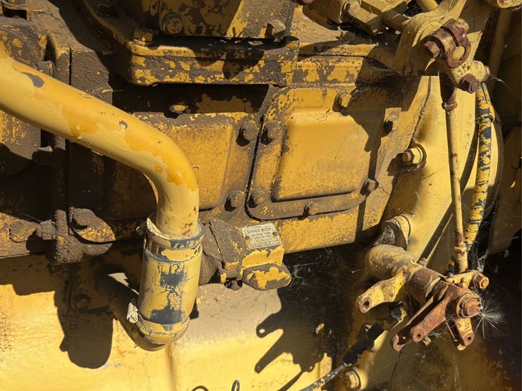caterpillar-d9-image-96