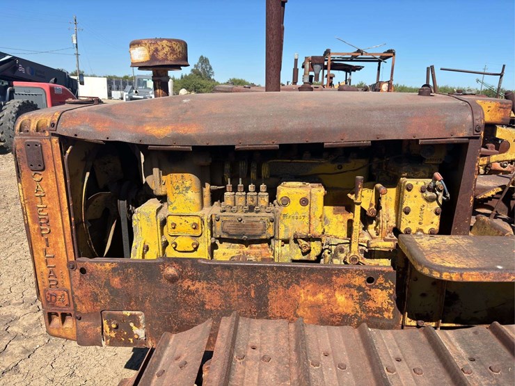 caterpillar-d4-image-42