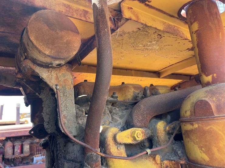 caterpillar-d8-image-48