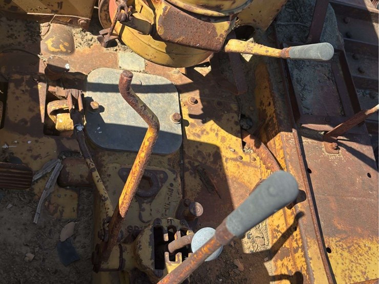 caterpillar-d4-image-46