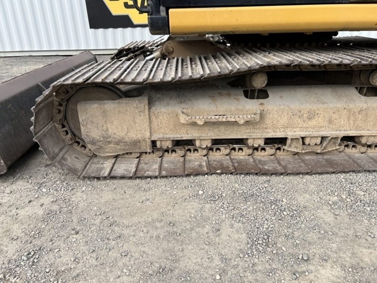 2013-caterpillar-312e-image-23