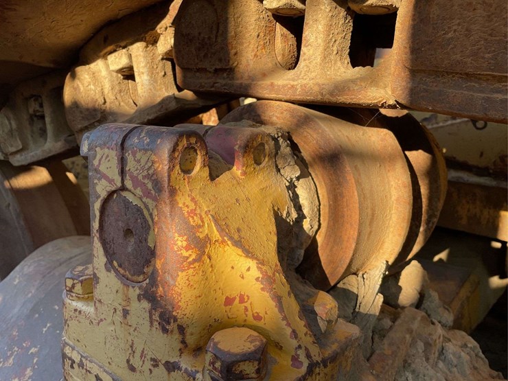caterpillar-d9g-image-29