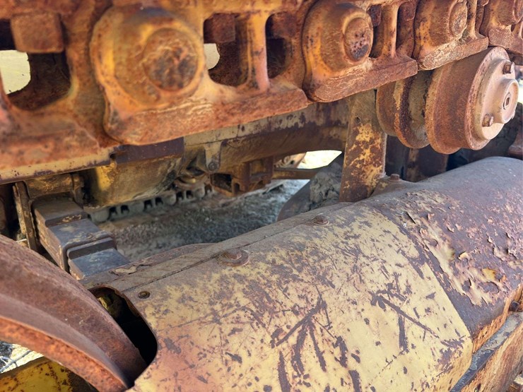 caterpillar-d4-image-84