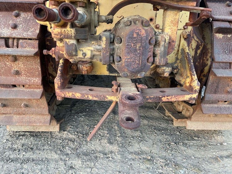 caterpillar-d4-image-23