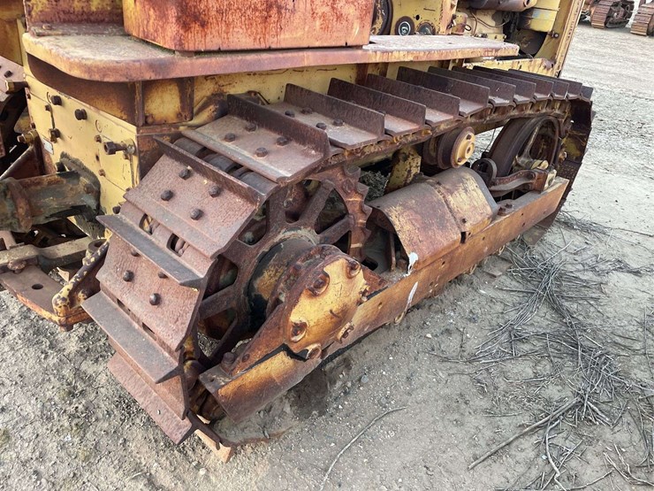 caterpillar-d4-image-22