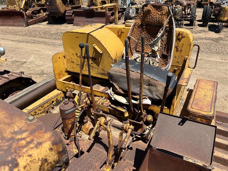 caterpillar-d8-image-18