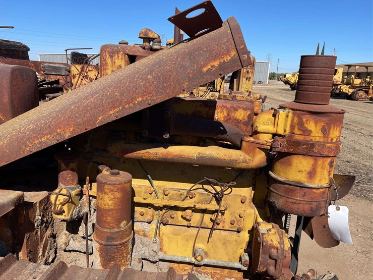 caterpillar-d4-image-14