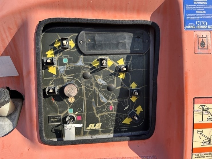 1999-jlg-450a-image-25